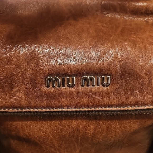 Miu Miu Brown Leather Briefcase with Vintage Appeal - Picture 2 of 10